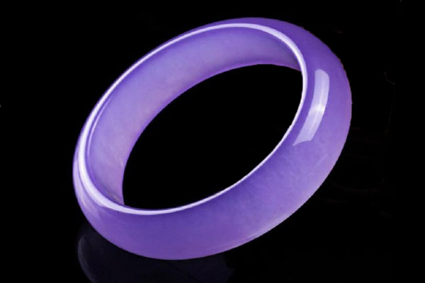 标准光源箱用于紫色翡翠的颜色分类