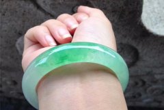 翡翠绿色等级评定用标准光源箱